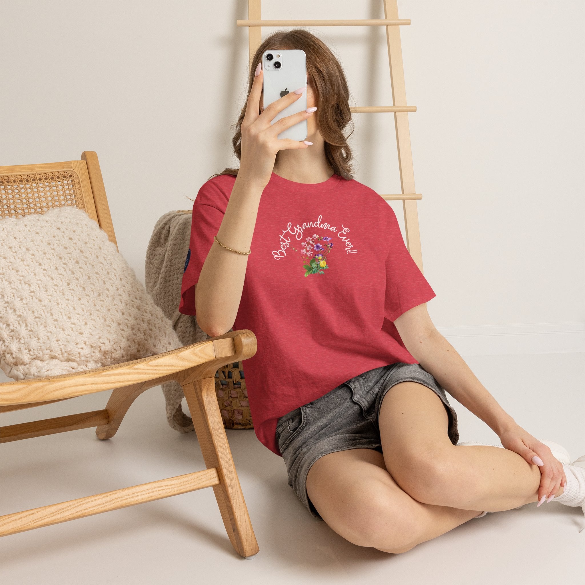 'Best Grandma Ever' Floral T-Shirt — Gift Tee for Grandma, Mother's Day & Birthday